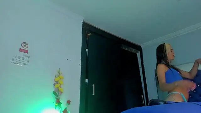 Eyleen Santos online show from March 30, 2026, 7:37 pm