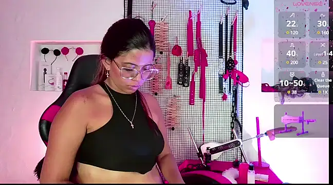 Snapshot of Megaan_Greey chatting on February 9, 2025, 12:49 am Megaan Greey online show from February 9, 2025, 12:49 am