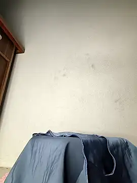 marscat online show from December 15, 2025, 6:41 am