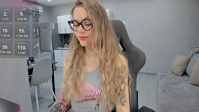 Marta May  online show from March 14, 2026, 10:54 am