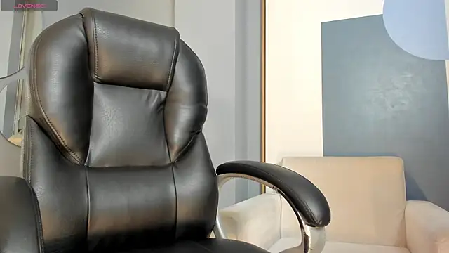 KatieNolan 1 online show from March 13, 2026, 7:30 pm