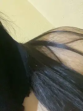 Snapshot of Cameelia chatting on January 7, 2026, 2:22 pm Cameelia online show from January 7, 2026, 2:22 pm