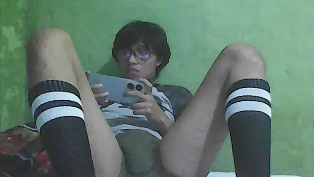 ruygw online show from October 19, 2025, 4:48 am