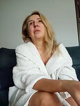 MariaRichi  online show from February 6, 2026, 7:59 am