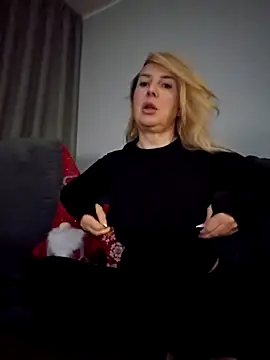 MariaRichi  online show from December 23, 2025, 7:07 am