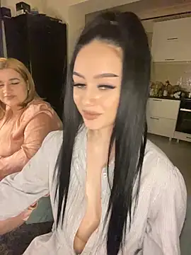 Snapshot of Gya_Rue chatting on March 5, 2025, 4:46 pm Gya Rue online show from March 5, 2025, 4:46 pm