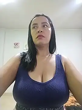 hailey85 online show from June 1, 2026, 10:20 pm