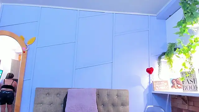 nathalie rossel online show from September 10, 2025, 5:56 pm