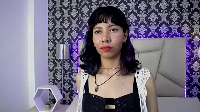 Snapshot of Akane_Uwu chatting on February 28, 2025, 7:56 pm Akane Uwu online show from February 28, 2025, 7:56 pm