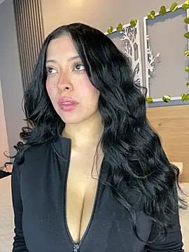 Valery Evaans online show from February 19, 2026, 2:41 am