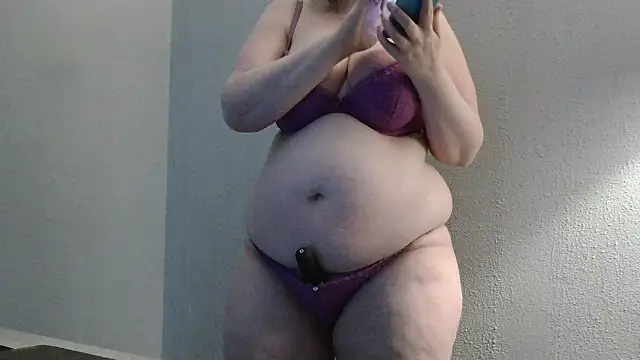 desiree1981 online show from January 13, 2026, 10:08 am