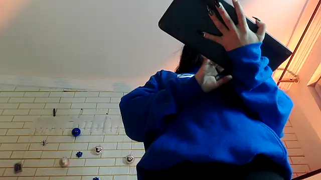 Snapshot of NYX1126 chatting on December 18, 2025, 11:36 am NYX1126 online show from December 18, 2025, 11:36 am