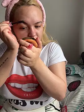 Naiara Sex  online show from April 13, 2026, 5:28 pm