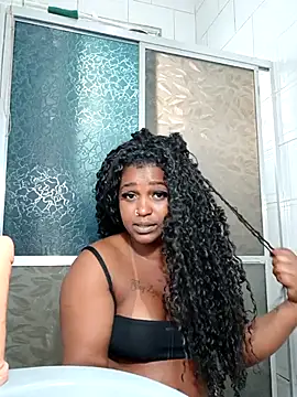 annybarros21 online show from October 10, 2025, 11:33 am