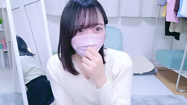 Snapshot of Yurie_ chatting on December 21, 2024, 2:09 am Yurie  online show from December 21, 2024, 2:09 am