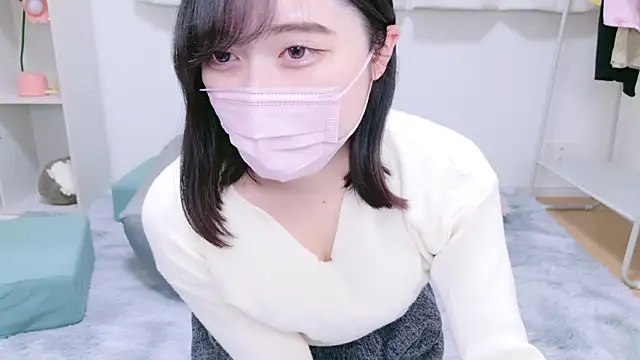 Snapshot of Yurie_ chatting on December 28, 2024, 7:11 am Yurie  online show from December 28, 2024, 7:11 am