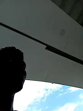 DalianHR33 online show from February 17, 2025, 6:17 pm