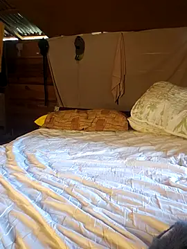 jose5320 20 online show from October 2, 2025, 3:48 pm