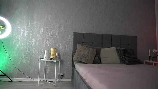 Snapshot of KatelynSparks chatting on November 20, 2025, 6:47 am KatelynSparks online show from November 20, 2025, 6:47 am