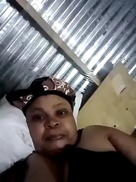 9voluptiustits online show from November 6, 2025, 3:32 am