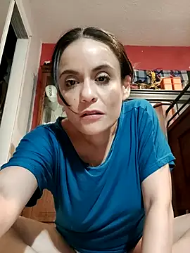 cherrypoptart12 online show from December 1, 2025, 7:53 am