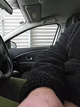 Snapshot of Ibag01 chatting on February 12, 2026, 12:05 pm Ibag01 online show from February 12, 2026, 12:05 pm