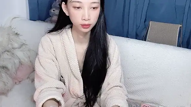 Snapshot of Lili-2 chatting on November 22, 2025, 3:33 pm Lili-2 online show from November 22, 2025, 3:33 pm