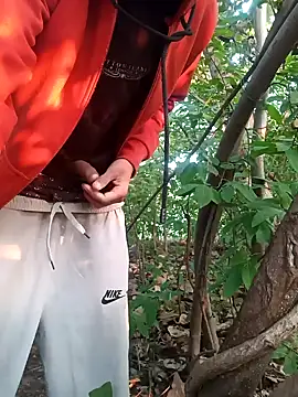 Snapshot of Piyush_2024 chatting on November 19, 2025, 1:49 am Piyush 2024 online show from November 19, 2025, 1:49 am