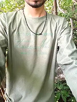 Snapshot of Piyush_2024 chatting on September 30, 2025, 2:06 am Piyush 2024 online show from September 30, 2025, 2:06 am