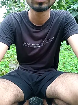 Snapshot of Piyush_2024 chatting on September 18, 2025, 12:57 am Piyush 2024 online show from September 18, 2025, 12:57 am