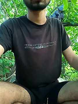 Snapshot of Piyush_2024 chatting on October 17, 2025, 1:20 am Piyush 2024 online show from October 17, 2025, 1:20 am