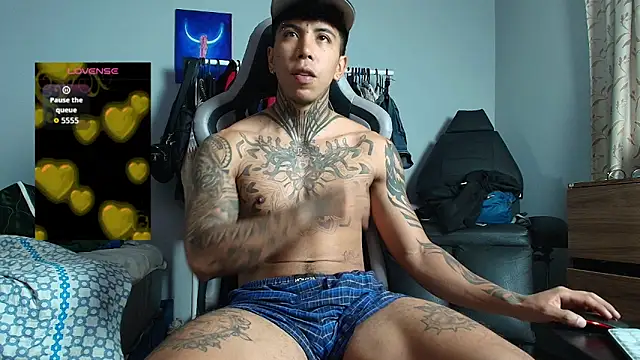 Nickhot0609 online show from March 13, 2026, 9:47 am