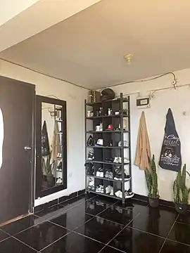 Edward Milleer online show from October 27, 2025, 4:08 pm