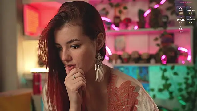 Snapshot of Charmings_054 chatting on February 9, 2025, 5:22 pm Charmings 054 online show from February 9, 2025, 5:22 pm