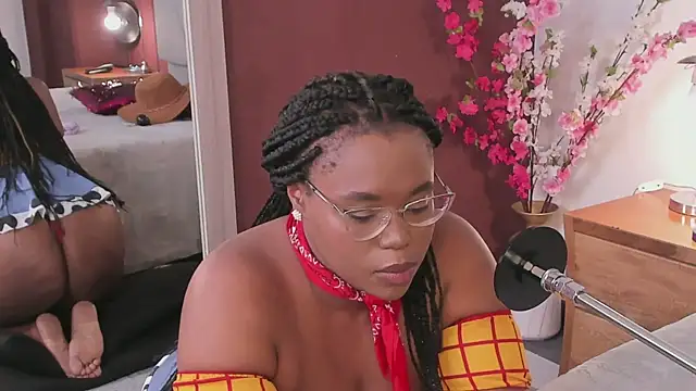 Snapshot of Makena_gh chatting on July 5, 2026, 3:11 am Makena gh online show from July 5, 2026, 3:11 am