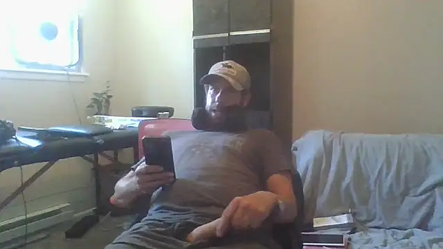 Snapshot of axelongshaft69 chatting on August 1, 2026, 3:43 pm axelongshaft69 online show from August 1, 2026, 3:43 pm