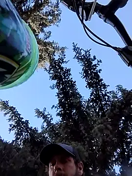 axelongshaft69 online show from January 14, 2026, 9:40 pm