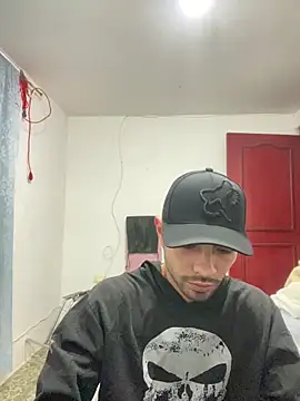 Jestebanano online show from February 7, 2026, 4:42 am