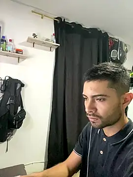 Jestebanano online show from December 15, 2025, 3:23 am