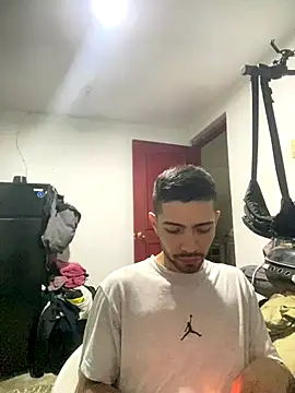 Jestebanano online show from January 6, 2026, 3:32 am