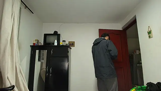 Jestebanano online show from October 16, 2025, 10:51 pm