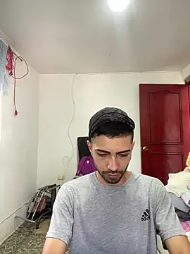 Jestebanano online show from February 9, 2026, 7:12 pm