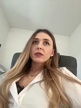 Sophie Enzo online show from March 20, 2025, 12:22 pm