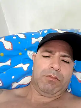 Snapshot of Marciogrei chatting on October 31, 2025, 4:25 pm Marciogrei online show from October 31, 2025, 4:25 pm