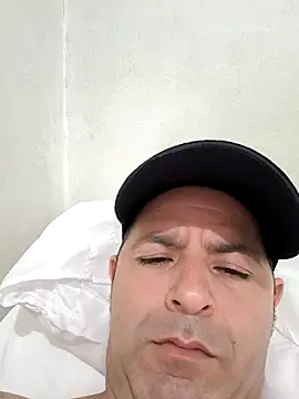 Snapshot of Marciogrei chatting on October 23, 2025, 9:46 pm Marciogrei online show from October 23, 2025, 9:46 pm