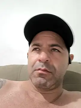 Snapshot of Marciogrei chatting on November 21, 2025, 11:59 pm Marciogrei online show from November 21, 2025, 11:59 pm