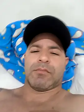 Snapshot of Marciogrei chatting on November 2, 2025, 2:11 pm Marciogrei online show from November 2, 2025, 2:11 pm