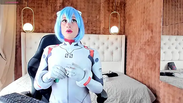 HakuRukushka online show from February 21, 2025, 1:33 pm