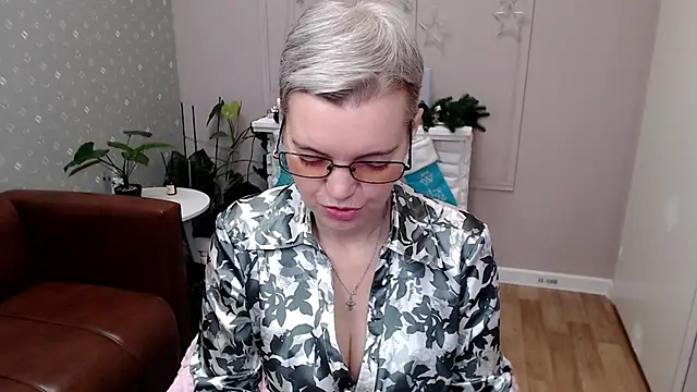 Cutie Erikaa1 online show from January 17, 2026, 2:26 am