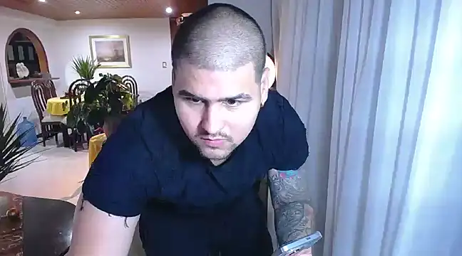 pitbullveryhot online show from February 9, 2025, 7:59 am